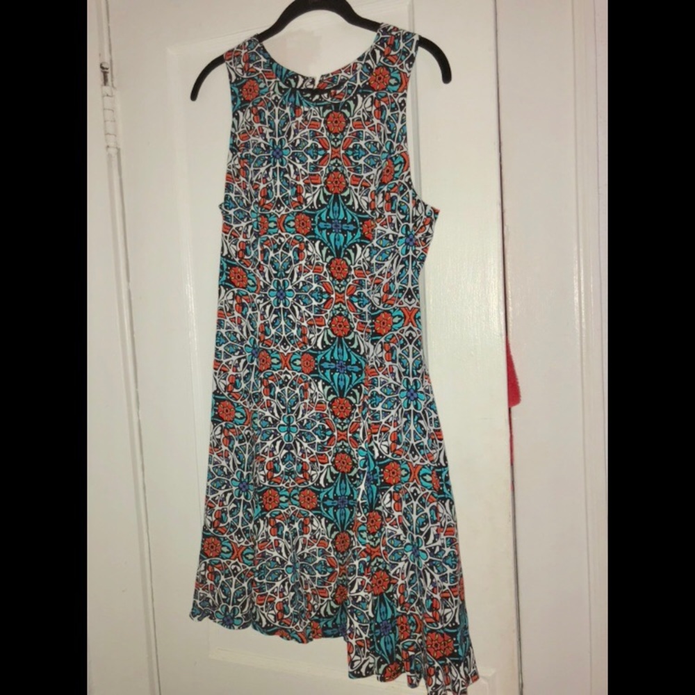 Forever21 flower print dress never worn size M